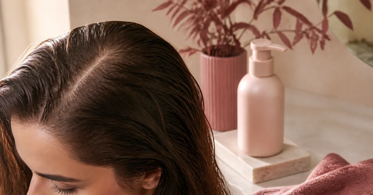 Editorial image for dandruff vs dry scalp: symptoms and differences